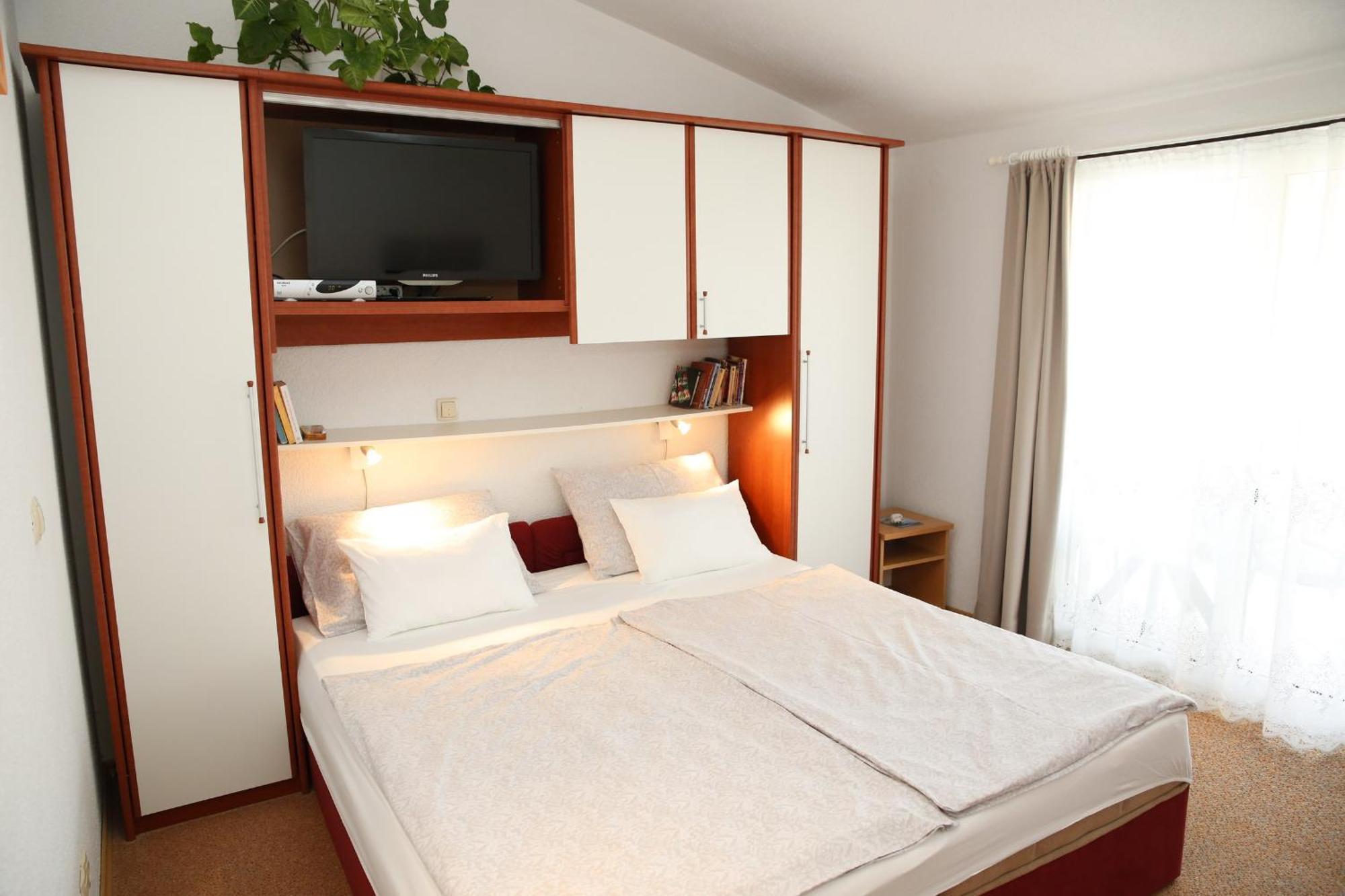 Apartments Katarine Zrinske Vodice Luaran gambar