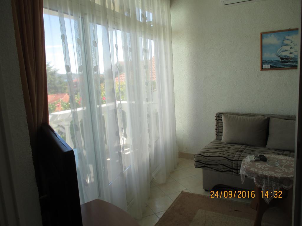 Apartments Katarine Zrinske Vodice Luaran gambar