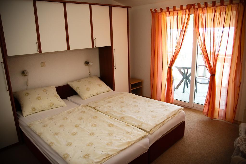 Apartments Katarine Zrinske Vodice Luaran gambar