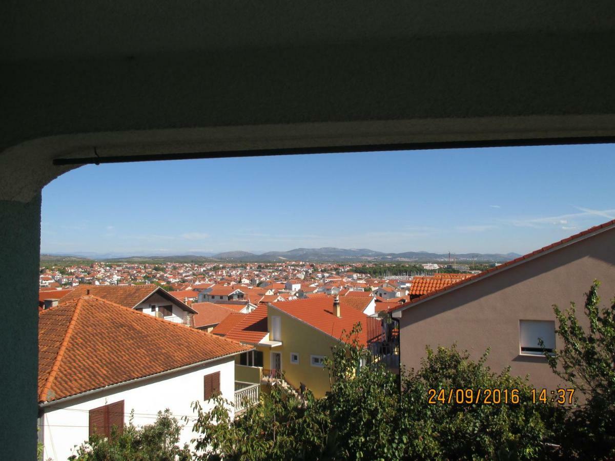 Apartments Katarine Zrinske Vodice Bilik gambar